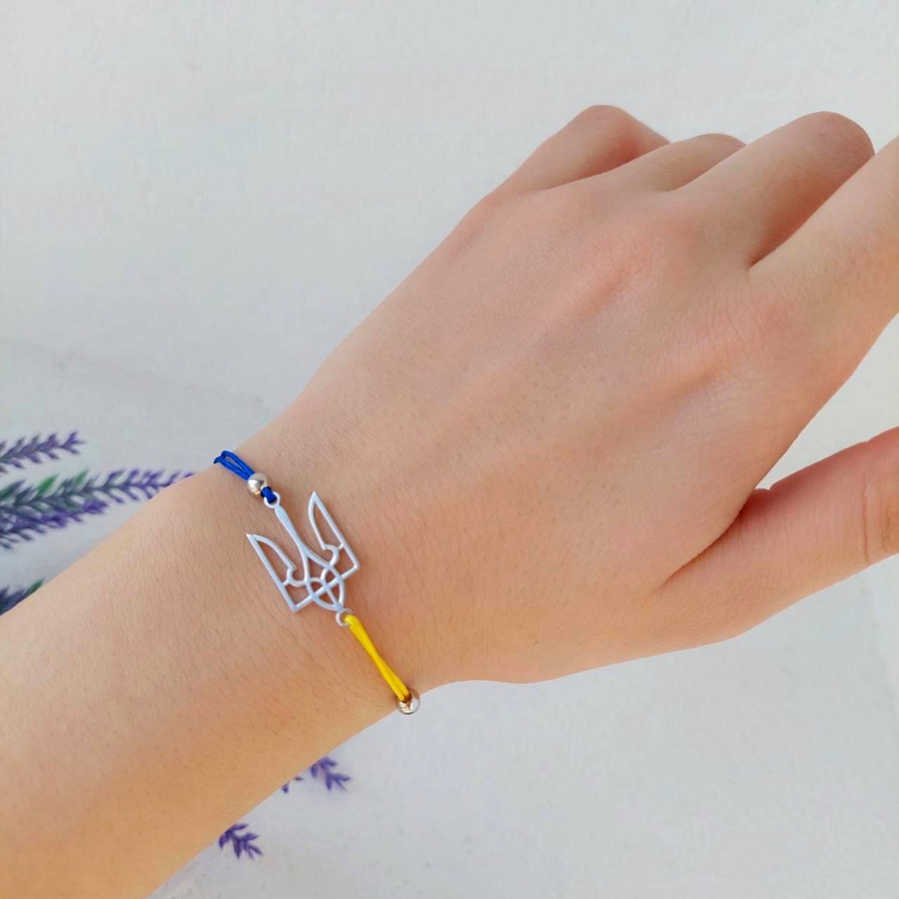 Браслет з шовковою ниткою і срібними вставками з родієвим покриттям💙💛