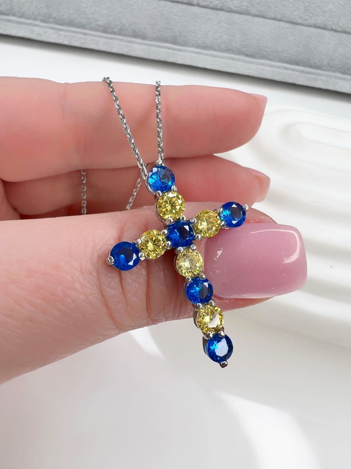 Срібне кольє з хрестиком з родієвим покриттям 💙💛
