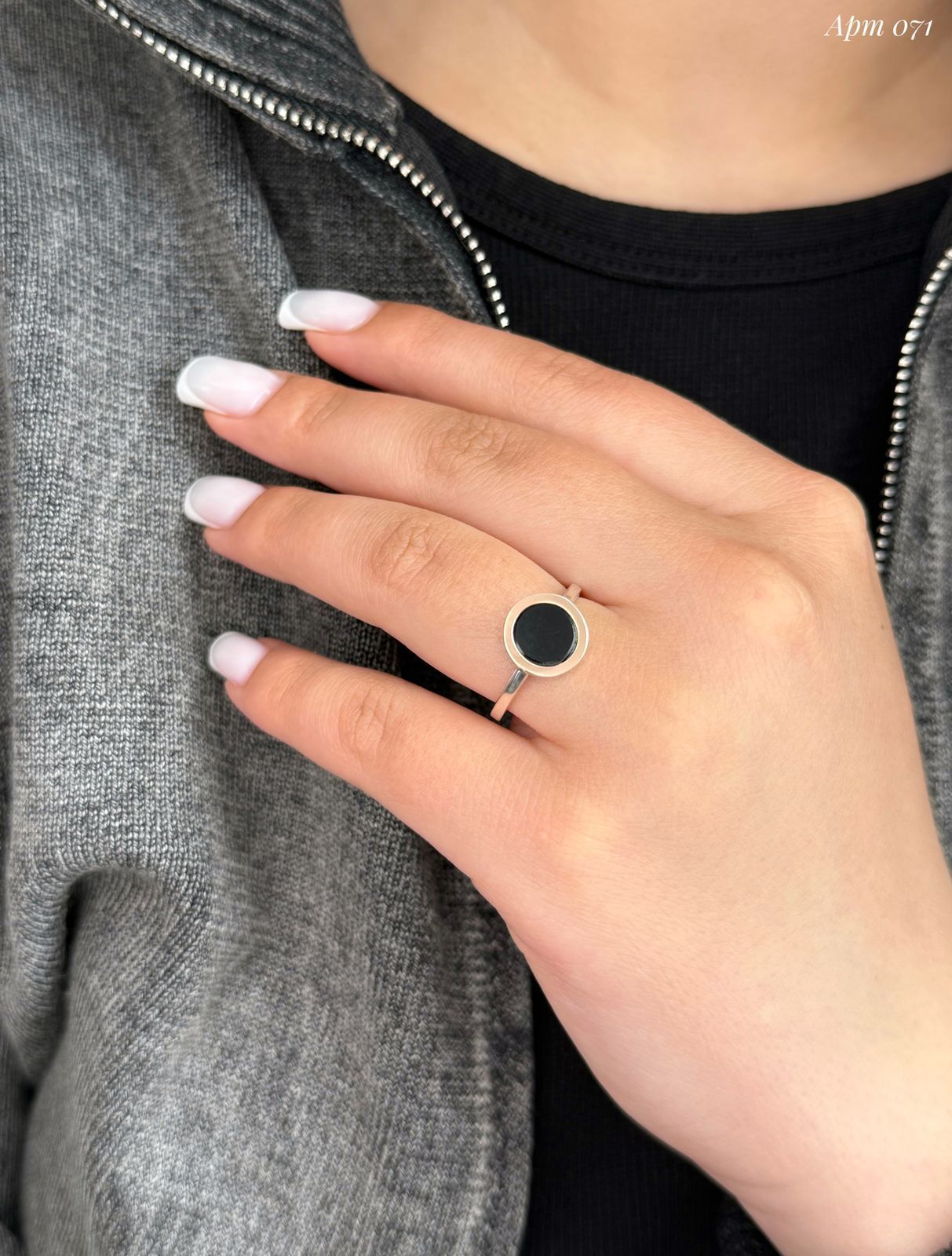 Срібний набір з золотими пластинами