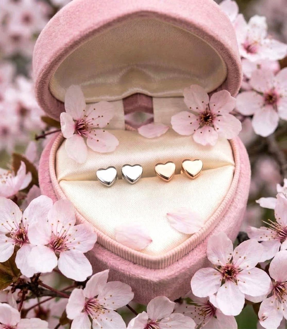 Срібні сережки-пусети Сердечка з родієвим покриттям або в позолоті